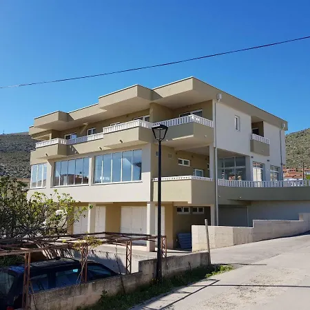 Marella Guest house *