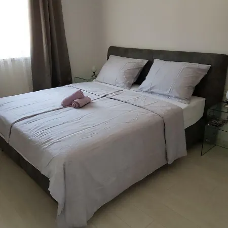Marella Guest house Seget Donji